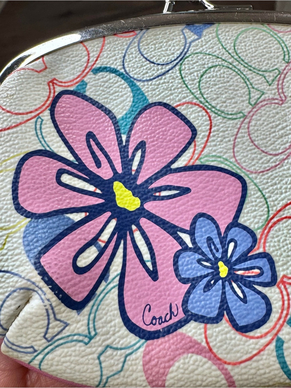 Coach Heritage Chelsea flower graffiti Kisslock - Picture 3 of 9